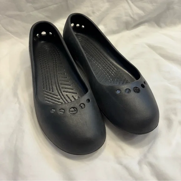 Crocs Women’s Black Prima Flats Size 9 - Picture 1 of 7